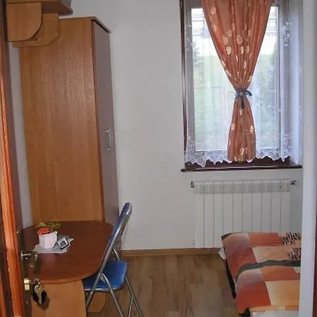 Pensionat Willa Pod Debami - Basen, Sala Zabaw - Malpi Gaj - Blisko Centrum