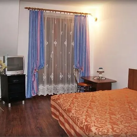 Pod Dębami *