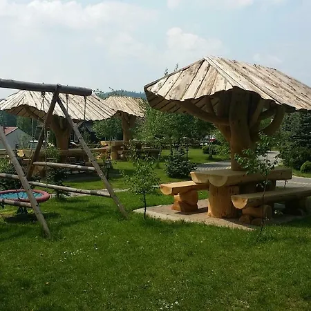 Willa Pod Debami - Basen, Sala Zabaw - Malpi Gaj - Blisko Centrum Pensionat Rabka