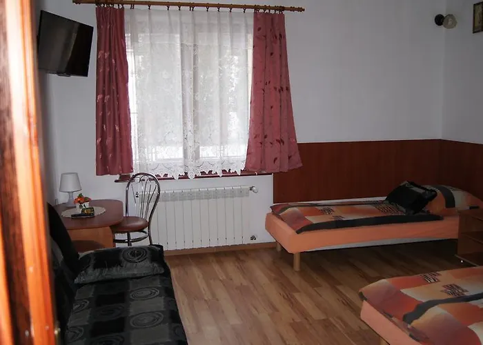 Pod Debami - Sala Zabaw - Malpi Gaj - Blisko Centrum