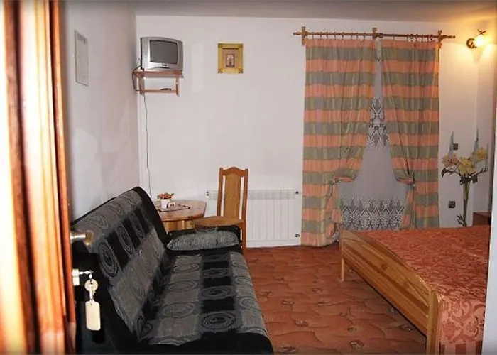 Pod Debami - Sala Zabaw - Malpi Gaj - Blisko Centrum