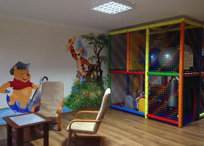 Pod Debami - Sala Zabaw - Malpi Gaj - Blisko Centrum 3*